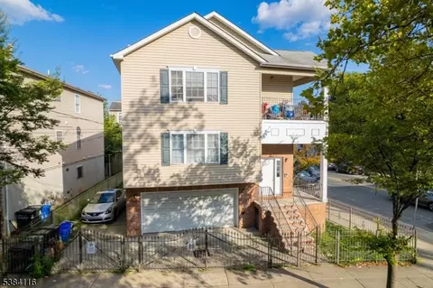 270-272 S 7th St, Newark, NJ 07103