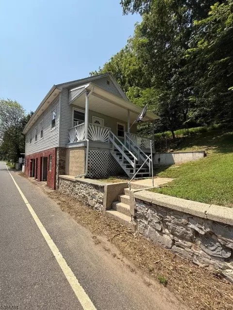 49 Route627, Pohatcong Twp, NJ 08865