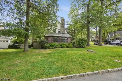 4 Midland Ter, Summit, NJ 07901 photo 33
