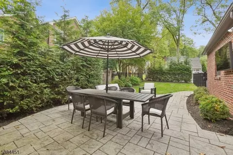 4 Midland Ter, Summit, NJ 07901 photo 29