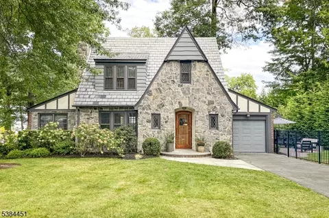 4 Midland Ter, Summit, NJ 07901