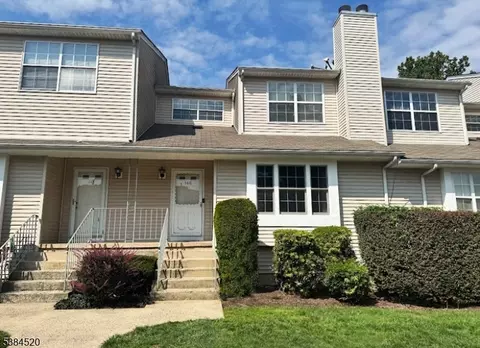 146 Carson Ct, Somerset, NJ 08873
