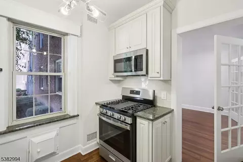 133 Summit Ave UNIT 40, Summit, NJ 07901 photo 11