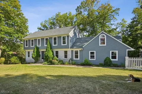 6 Alpine Dr, Morristown, NJ 07960