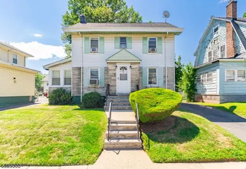 36 Hansbury Ave, Newark, NJ 07112