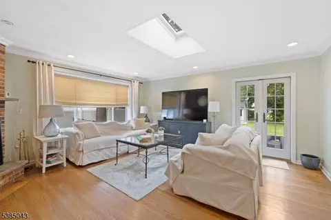 8 Anthony Dr, Madison, NJ 07940 photo 12