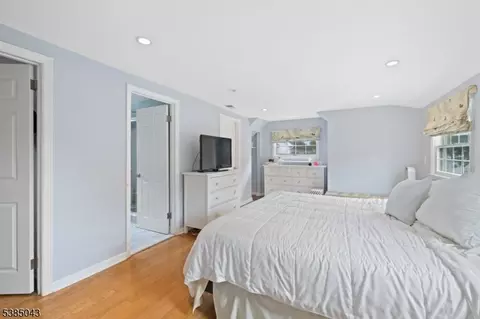 8 Anthony Dr, Madison, NJ 07940 photo 19