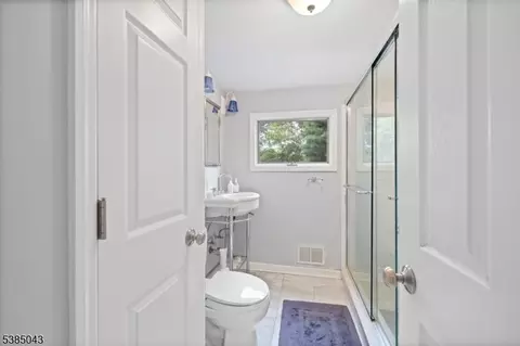 8 Anthony Dr, Madison, NJ 07940 photo 23