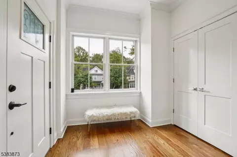 709 Springfield Ave UNIT 3, Summit, NJ 07901 photo 3