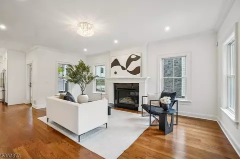 709 Springfield Ave UNIT 3, Summit, NJ 07901 photo 6