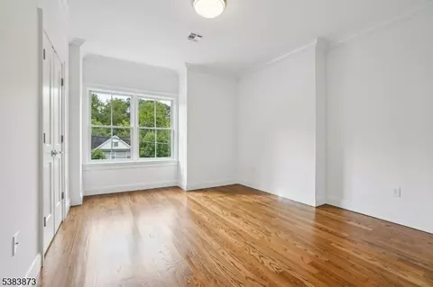 709 Springfield Ave UNIT 3, Summit, NJ 07901 photo 19