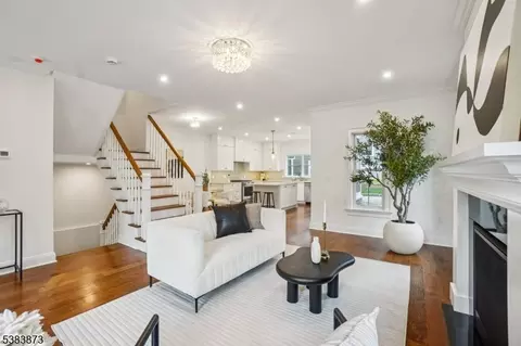 709 Springfield Ave UNIT 3, Summit, NJ 07901 photo 7