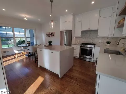 709 Springfield Ave UNIT 4, Summit, NJ 07901 photo 9