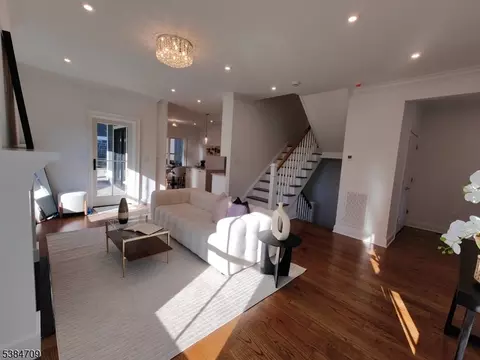 709 Springfield Ave UNIT 4, Summit, NJ 07901 photo 6