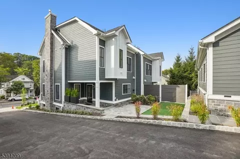 709 Springfield Ave UNIT 4, Summit, NJ 07901 photo 23