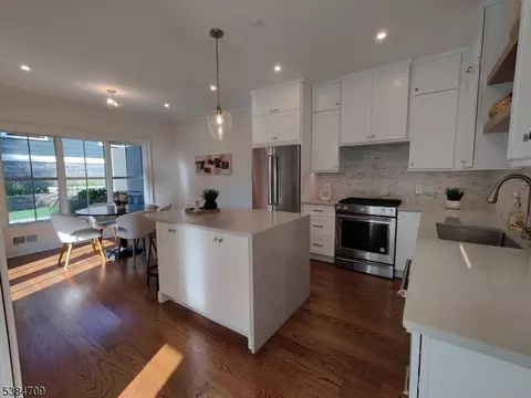 709 Springfield Ave UNIT 4, Summit, NJ 07901 photo 10