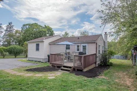 146 Mudtown Rd, Wantage, NJ 07461