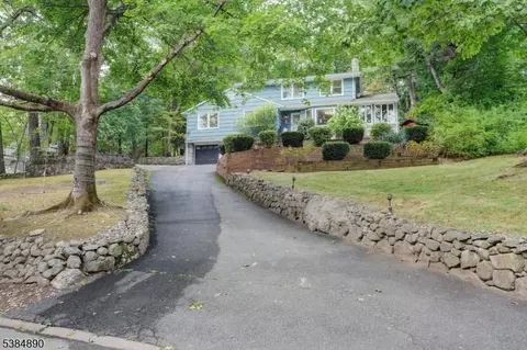 15 Ball Rd, Mountain Lakes, NJ 07046