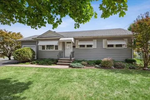 88 Meehan Ave, Raritan, NJ 08869