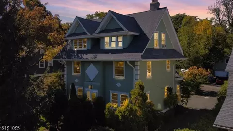 135 Mountain Ave, West Caldwell, NJ 07006