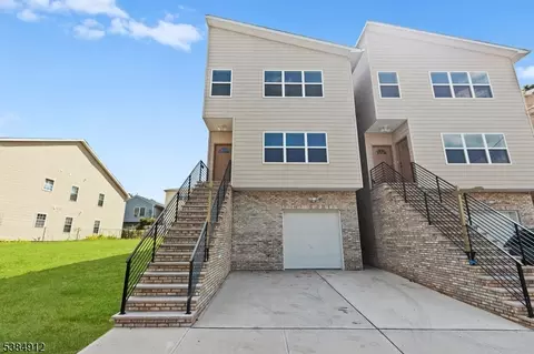 484 S 19th St, Newark, NJ 07103