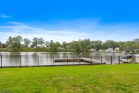 103 Mount Arlington Blvd, Landing, NJ 07850
