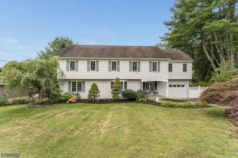 23 Lingert Ave, Clinton, NJ 08809