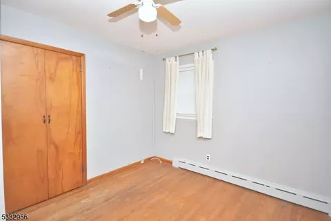 9 Emma Pl, Middlesex, NJ 08846 photo 15