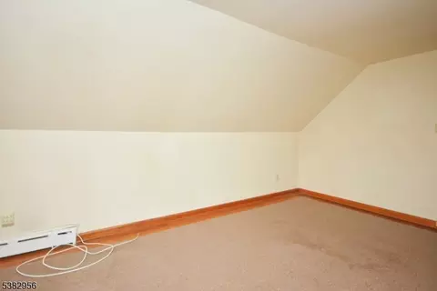9 Emma Pl, Middlesex, NJ 08846 photo 23