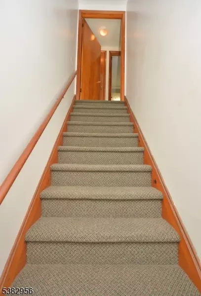 9 Emma Pl, Middlesex, NJ 08846 photo 20