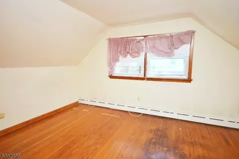 9 Emma Pl, Middlesex, NJ 08846 photo 24