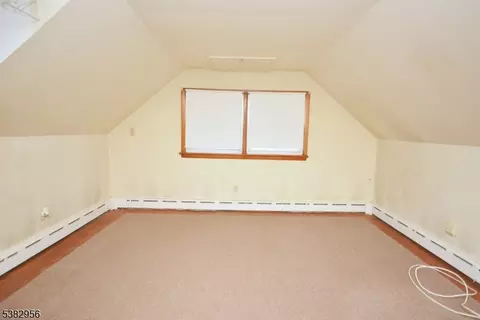 9 Emma Pl, Middlesex, NJ 08846 photo 22