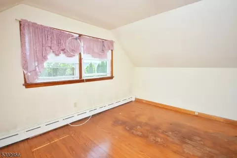 9 Emma Pl, Middlesex, NJ 08846 photo 26