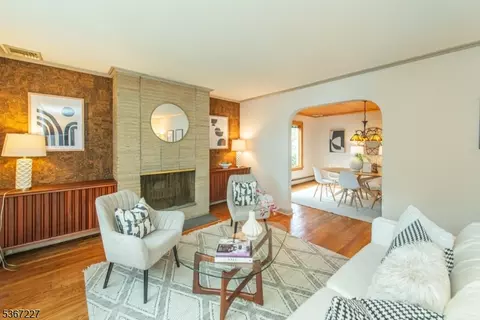 226 W Passaic Ave, Bloomfield, NJ 07003