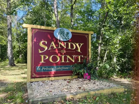 26 Wild Way, Lake Hopatcong, NJ 07849
