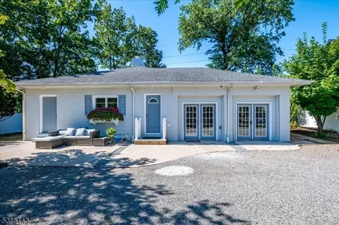 497 Easton Ave, Somerset, NJ 08873
