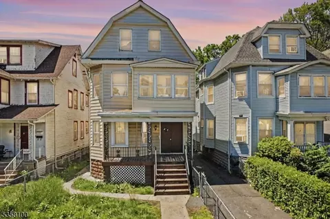 253 S Burnett St, East Orange, NJ 07018