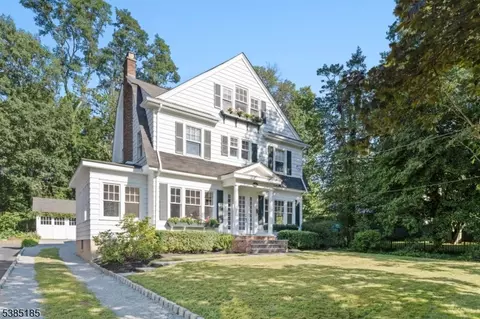 152 Central Ave, Madison, NJ 07940