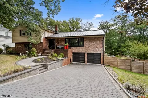 15 Stone Dr, West Orange, NJ 07052