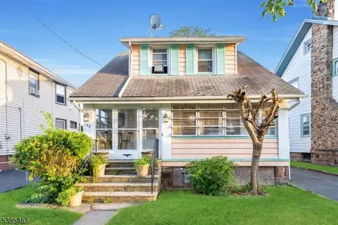 136 Parker Rd, Elizabeth, NJ 07208