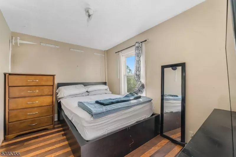 Bedroom - 100 State Route 12, Flemington, NJ 08822 photo 3 of 4