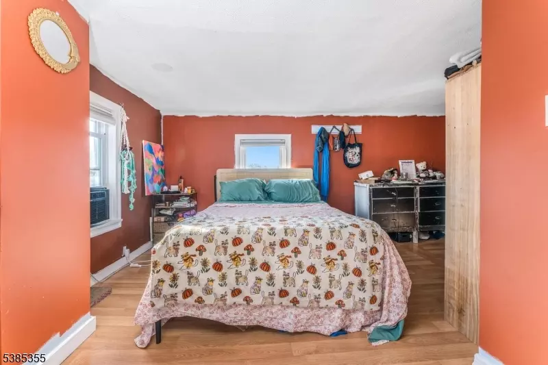 Bedroom - 100 State Route 12, Flemington, NJ 08822 photo 1 of 4