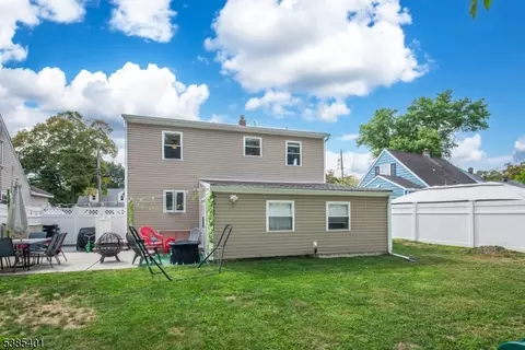 90 Burnside Pl, Haskell, NJ 07420 photo 22