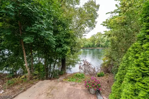 22 Harmony Sta, Phillipsburg, NJ 08865 photo 4