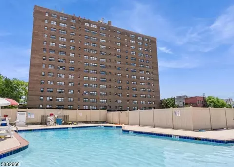1225 Kennedy Blvd #14I, Bayonne, NJ 07002