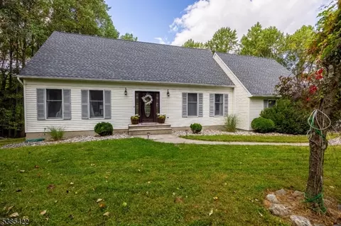 25 Grandview Ter, Sparta, NJ 07871