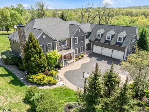 5 Kincaid Ln, Chatham Twp, NJ 07928