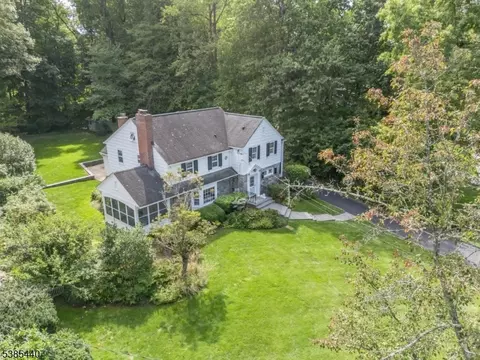 62 Beekman Rd, Summit, NJ 07901 photo 5