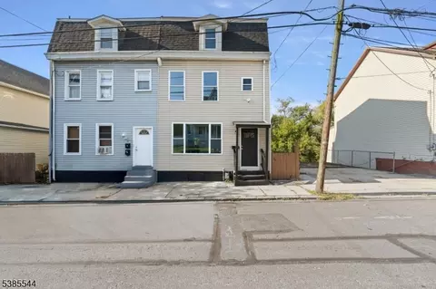 218 Washington St, Phillipsburg, NJ 08865