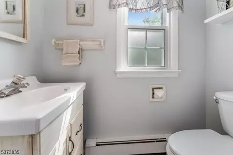 138 E Prospect St, Hackettstown, NJ 07840 photo 16